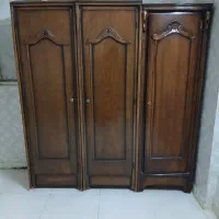 کمد چوبی