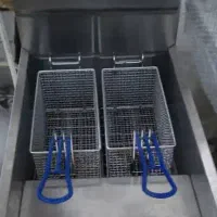 استخدام پیتزا زن