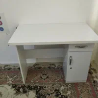 میز تحریرو صندلی گردان