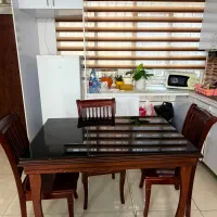 میز و صندلی چوبی