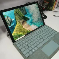 مایکروسافت سرفیس پرو ۵  Core i7  8GB  256GB