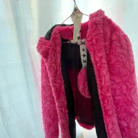 پالتو خز صورتی قیمت ویژه قبل از فصل