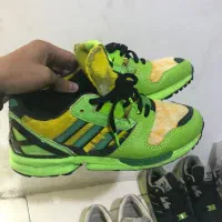 کتونی zx اتموس