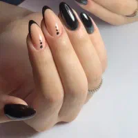 تخفیف ۵۰ درصدی کاشت ناخن 300تومان