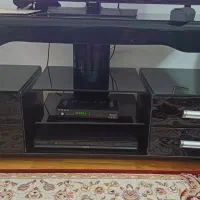 میز تلویزیون شیشه ای