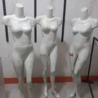 فروش مانکن ،میز پیشخوان و وسایل لباس فروشی