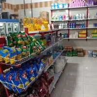 نیازمنده فروشنده خانوم