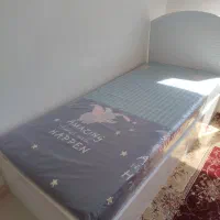تخت یک نفره