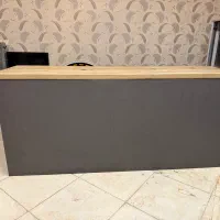 میز پیش خوان یا کانتر فروش کافه