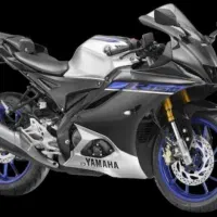 یاماها r15