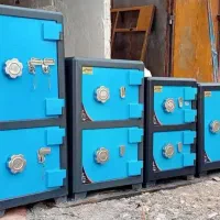 گاوصندوق ردبول۷۹۰ رنگ ۴۵فیروزه‌ای