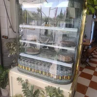 شو کیک ویترینی