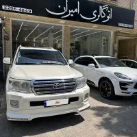 لندکروز 2011 تک برگ
