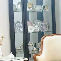 بوفه چوب با نمای آینه
