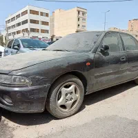 میتسوبیشی گالانت عینکی