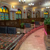 سالن دار اقا ظرفشور خانم یا اقا و باریستا خانم