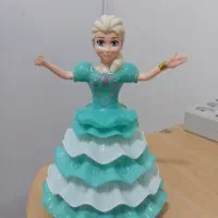 اسباب بازی، موزیکال، السا