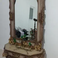آیینه و کنسول