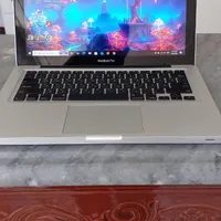 مک بوک pro در حد نو
