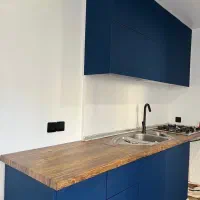 نصاب برچسب کابینت