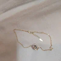 پابند رنگ تابت  و عروسک فرانسوی