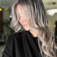 مدل  رنگ و لایت برای تولید محتوا (مدت محدود )
