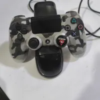 فروش دسته ps4 و شارژر وایرلس