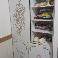 گهواره   و کمد لباس و کتابخانه و تخت خواب