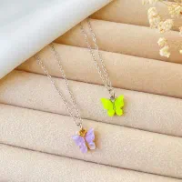 گردنبند پروانه ای