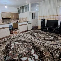 خانه ۲طبقه در حصارک پایین کوچه حسن لازمی بالا
