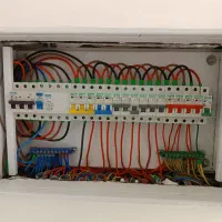 برقکار ساختمان و صنعتی