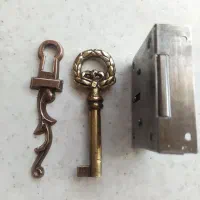 کلید و قفل کشو قدیمی آنتیک