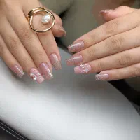 کاشت ناخن