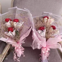 دسته گل پول مصنوعی