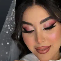 مدل رایگان میکاپ و اصلاح برای ۱۶ و ۱۷ دی ماه