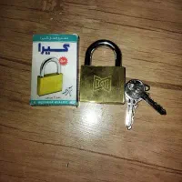 قفل آویز گیرا