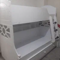 تخت دو طبقه