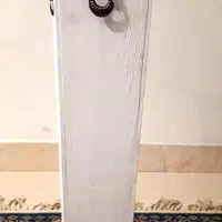 گلدان کنار سالنی جوبی سفید