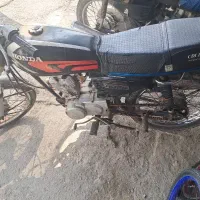 کویر ۸۸پارکینگی