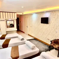 هتل|اجارهٔ کوتاه‌مدت آپارتمان و سوئیت|مشهد, امام خمینی|دیوار