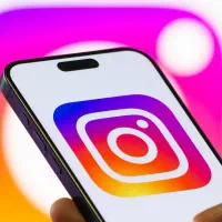 (فروش فالور اینستاگرام و فالوور روبیکا و تلگرام)