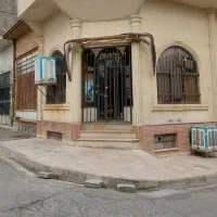 فروش مغازه و زیرزمین سه نبش