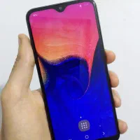 سامسونگ A10 e ساخت ویتنام ( فقط خود گوشی موجوده )