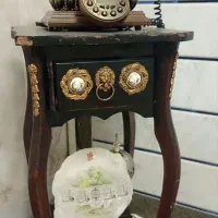 میز وتلفن سالم