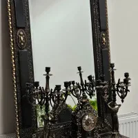 آینه و شمعدان قدی