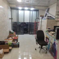 مغازه نبش میدان 25 متر
