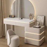 میز آرایش به همراه آینه و صندلی