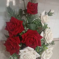 سبد گل رزدرحدنو