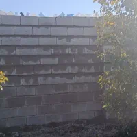 بنای وچاه کن و دراوردن استخر و....
