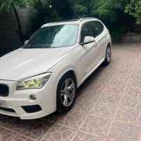بی ام و x1